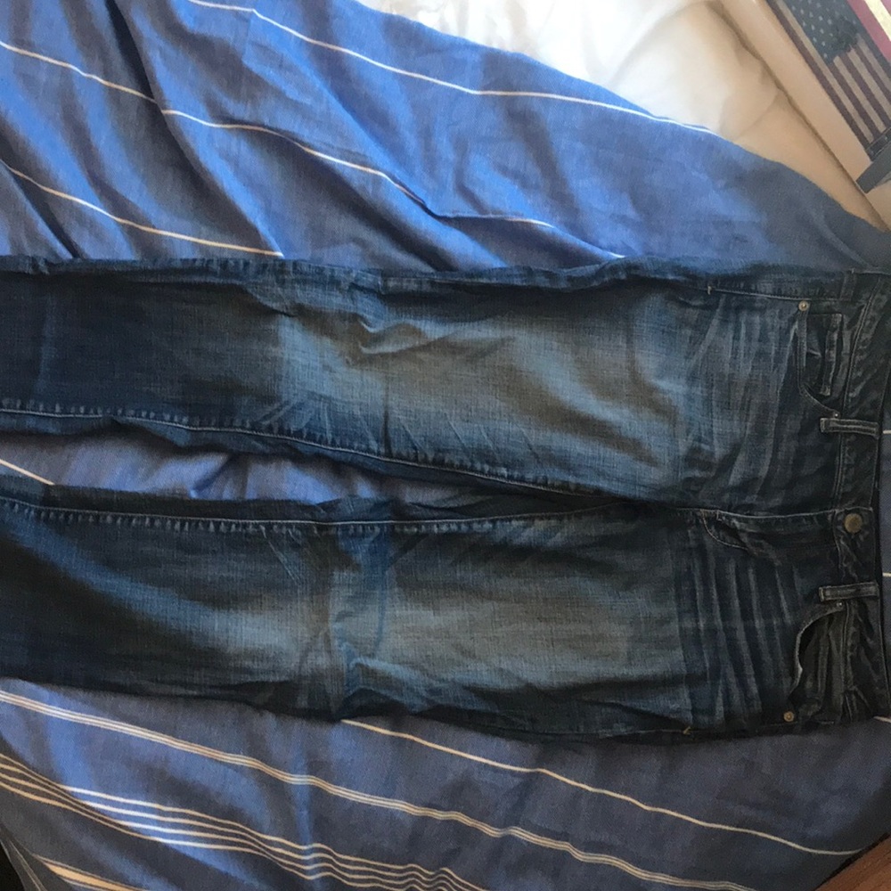 American Eagle skinny jeans